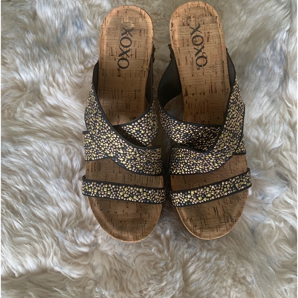 Xoxo cork wedge heels